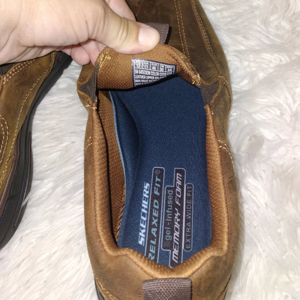New Skechers Men's 12 Leather Brown Relaxed Fit Gel Memory Foam Slip On Loafer